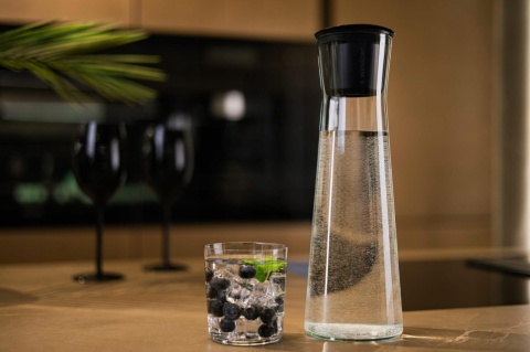 Karafka filtrująca Wessper K1 BOROSILICATE z filtrem Actitex CZARNA