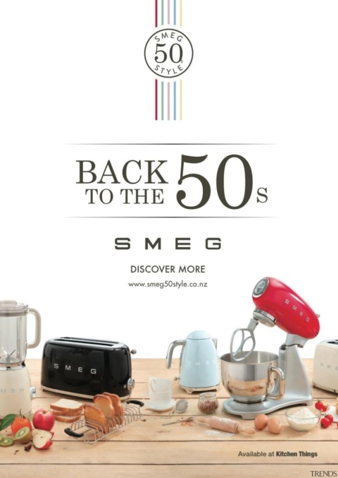 SMEG PBF01PBEU BLENDER SPORTOWY