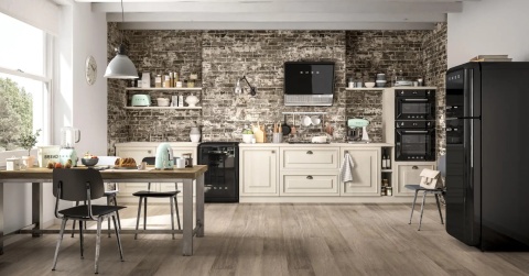 SMEG PBF01PBEU BLENDER SPORTOWY