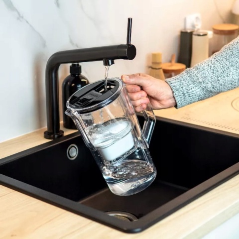 Dzbanek filtrujący D1 SOLID FutureFlow 3,3l WESSPER CZARNY+ WKŁAD