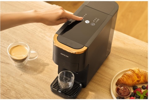 Ekspres na kapsułki SCC 1000BK Sencor CZARNY ze złotym