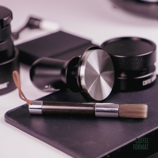 Odbijak do fusów KB-01 Black Coffee Format - nablatowy